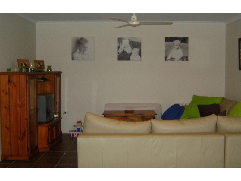 100 Busuttin Drive, Rural View QLD 4740