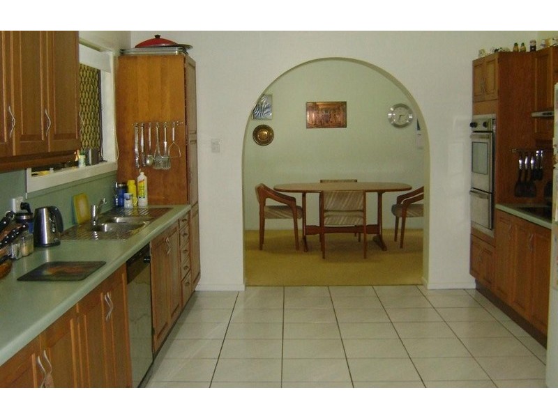 31 cabbage tree, Andergrove QLD 4740