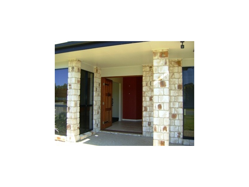 6 Seychelles, Shoal Point QLD 4750