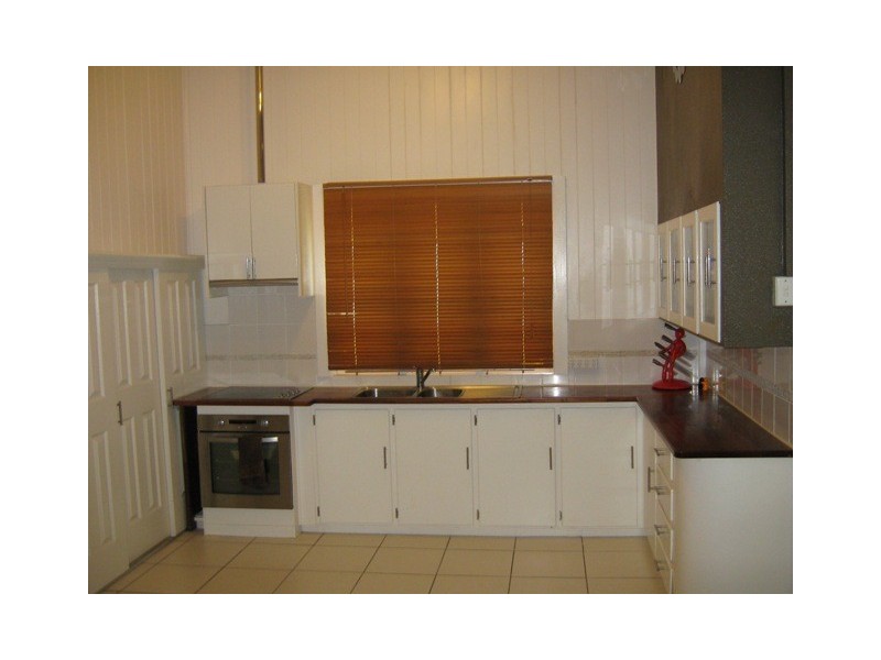 72 Evans Avenue, North Mackay QLD 4740