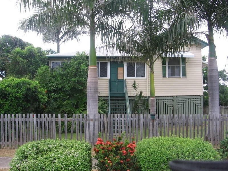 1 Stevenson, South Mackay QLD 4740