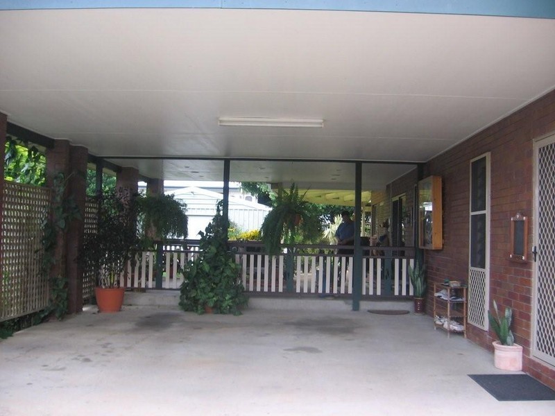 33 Cahill Cresent, Rural View QLD 4740