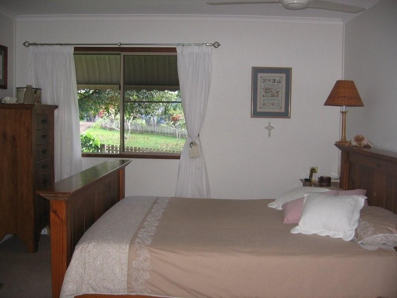 33 Cahill Cresent, Rural View QLD 4740