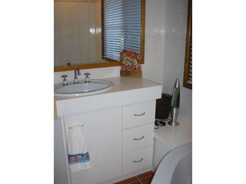 72 Amhurst Street, Slade Point QLD 4740