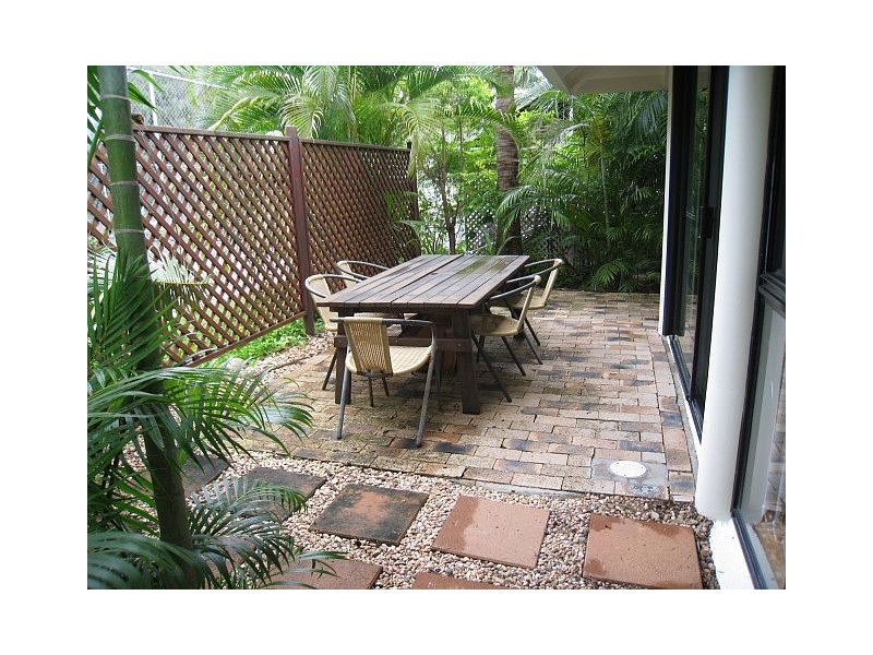 14/ 2 Beach Road, Dolphin Heads QLD 4740