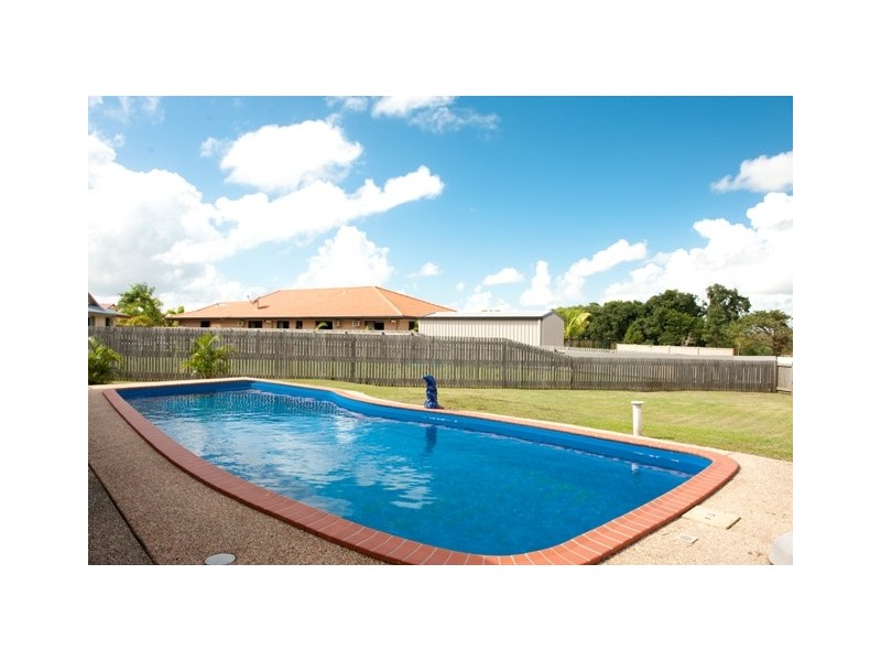 49 Frank Cowley Drive, Glenella QLD 4740