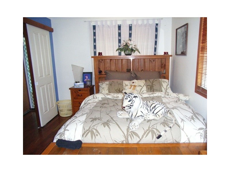 20 Grace Crescent, Slade Point QLD 4740