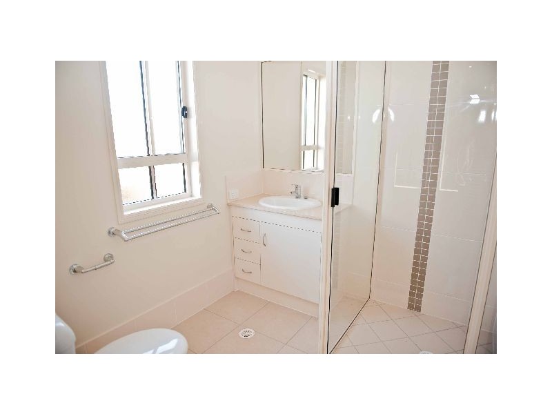 38  Whitehaven Drive, Blacks Beach QLD 4740