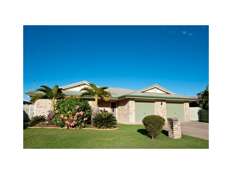 21 Windsor Street, Glenella QLD 4740