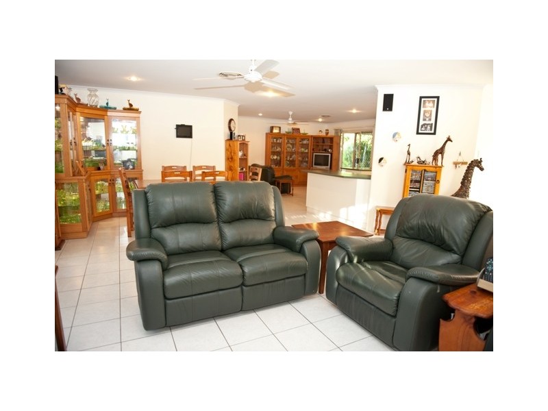 21 Windsor Street, Glenella QLD 4740