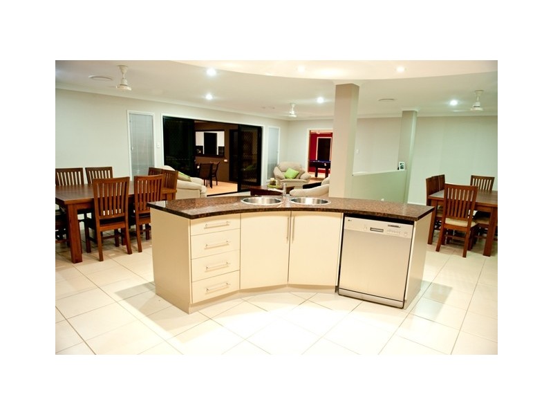 55 Kidston Avenue, Rural View QLD 4740