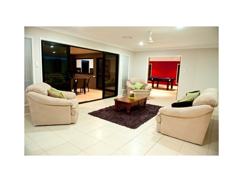 55 Kidston Avenue, Rural View QLD 4740