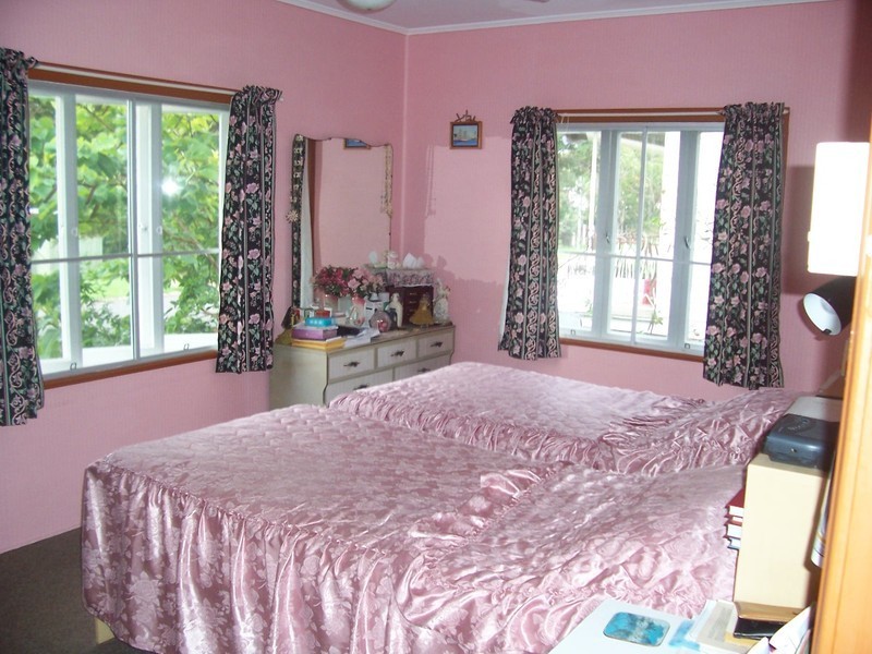 15 Swift Street, Slade Point QLD 4740