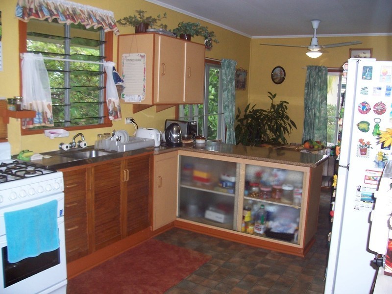 15 Swift Street, Slade Point QLD 4740