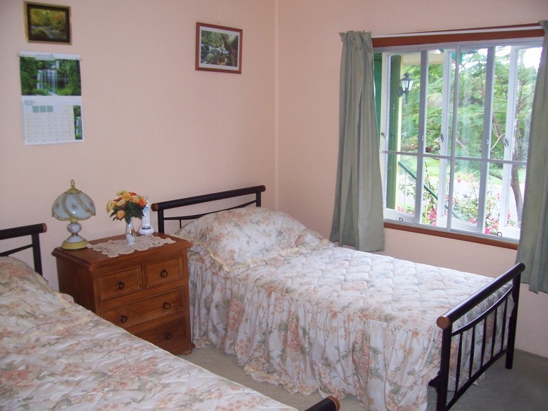 15 Swift Street, Slade Point QLD 4740