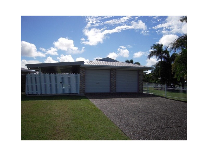 23 Broomdykes Drive, Beaconsfield QLD 4740