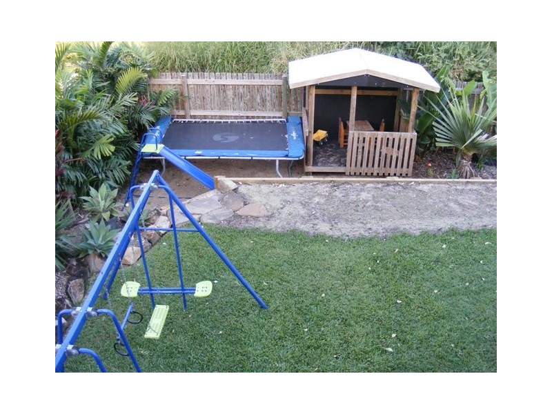 32 Kinghorn Street, Eimeo QLD 4740