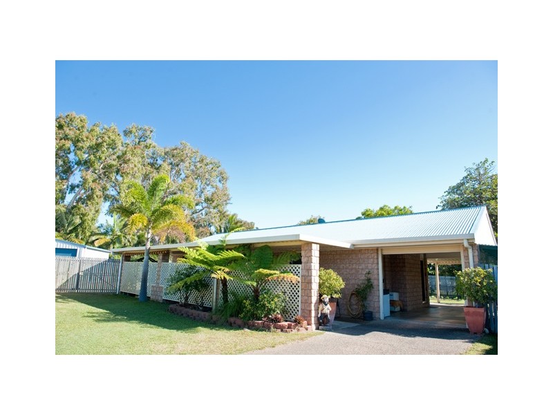 9 Hammer Street, Slade Point QLD 4740