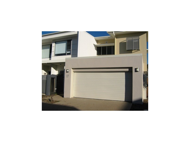 17/2 Belangason Way, Shoal Point QLD 4750