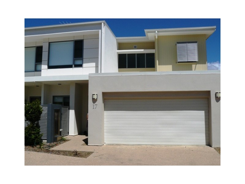 17/2 Belangason Way, Shoal Point QLD 4750