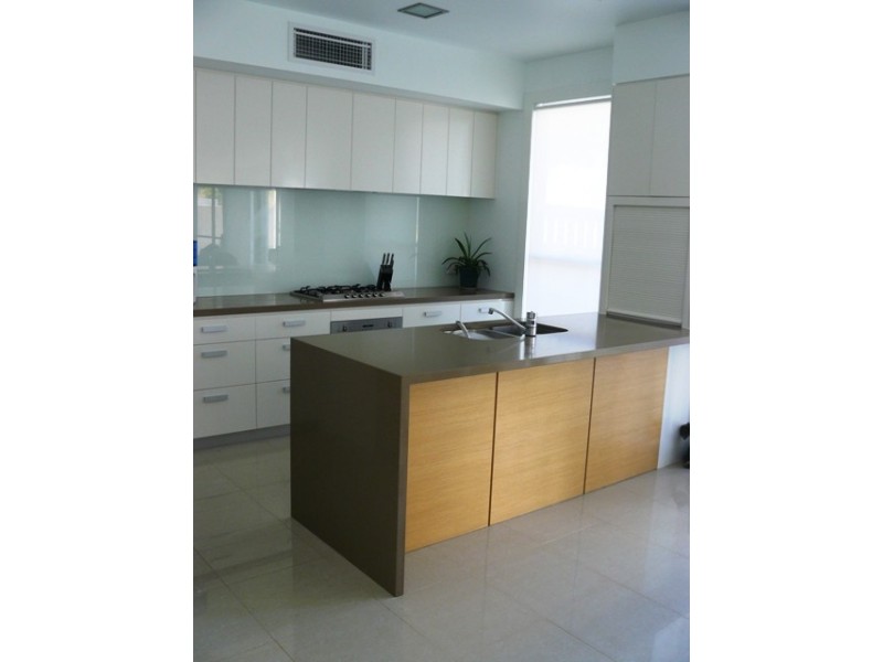 17/2 Belangason Way, Shoal Point QLD 4750