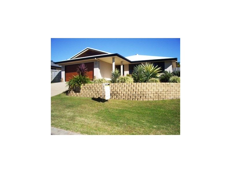 11 Spinks Court, Eimeo QLD 4740