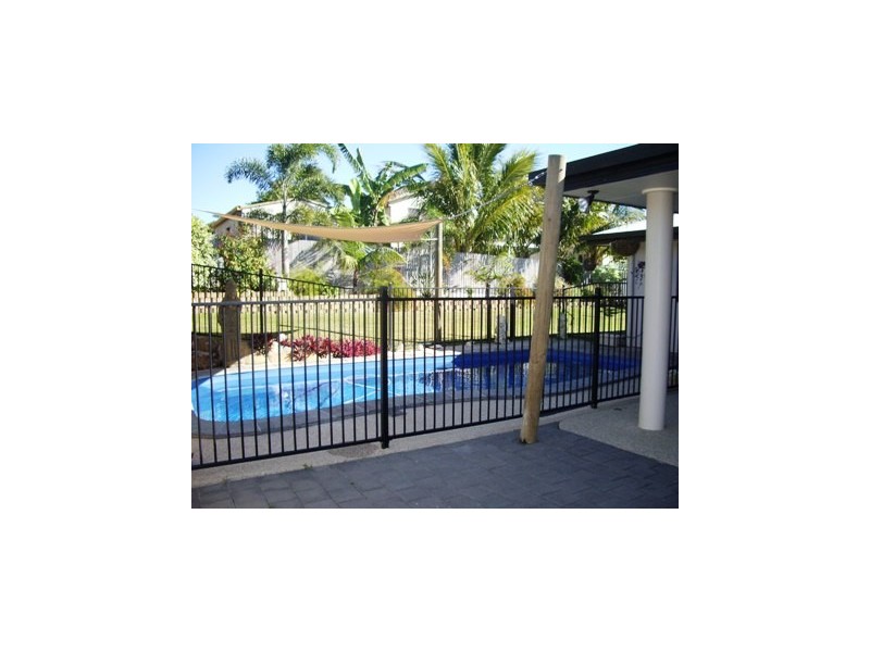 11 Spinks Court, Eimeo QLD 4740