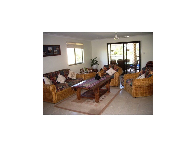 11 Spinks Court, Eimeo QLD 4740