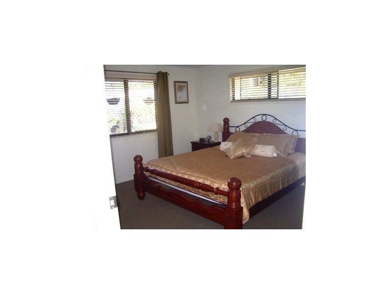 11 Spinks Court, Eimeo QLD 4740