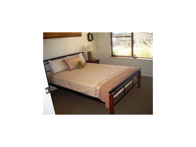 11 Spinks Court, Eimeo QLD 4740