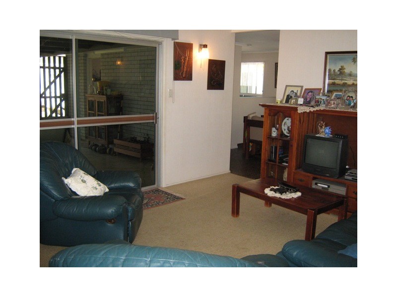 25 Cheribon Avenue, Mount Pleasant QLD 4740