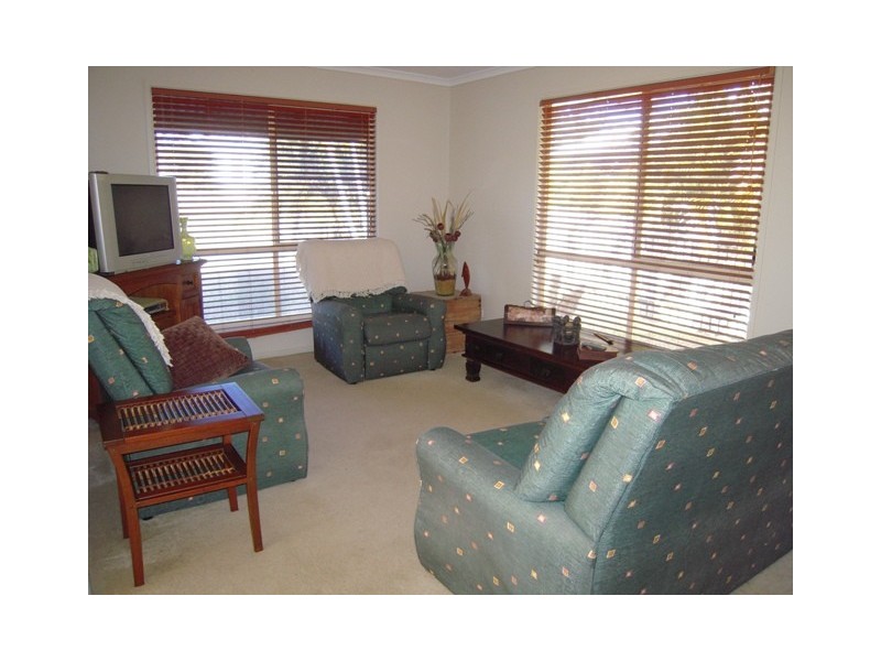 65 McLaughlin Drive, Eimeo QLD 4740