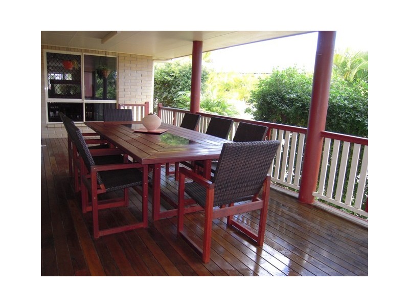 11 Denham Crescent, Rural View QLD 4740