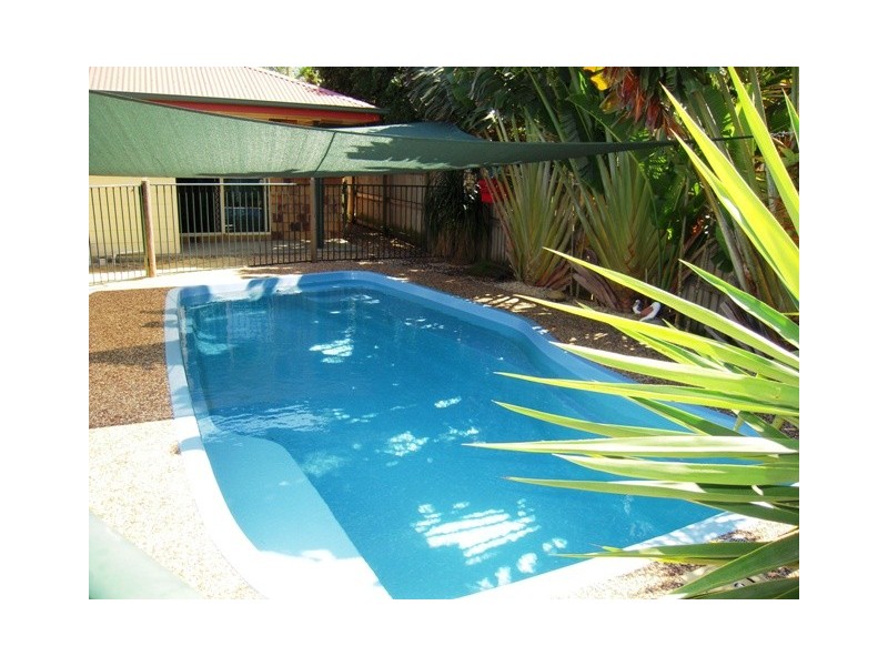 12 Barber Drive, Eimeo QLD 4740