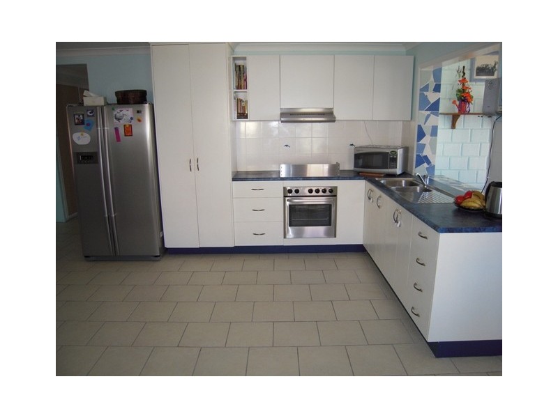 12 Barber Drive, Eimeo QLD 4740