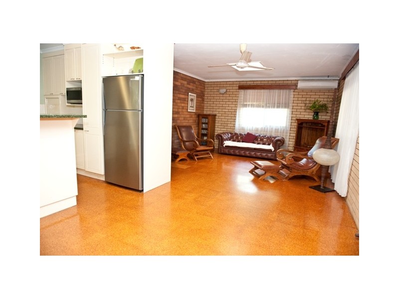 15 Hartog Street, Andergrove QLD 4740