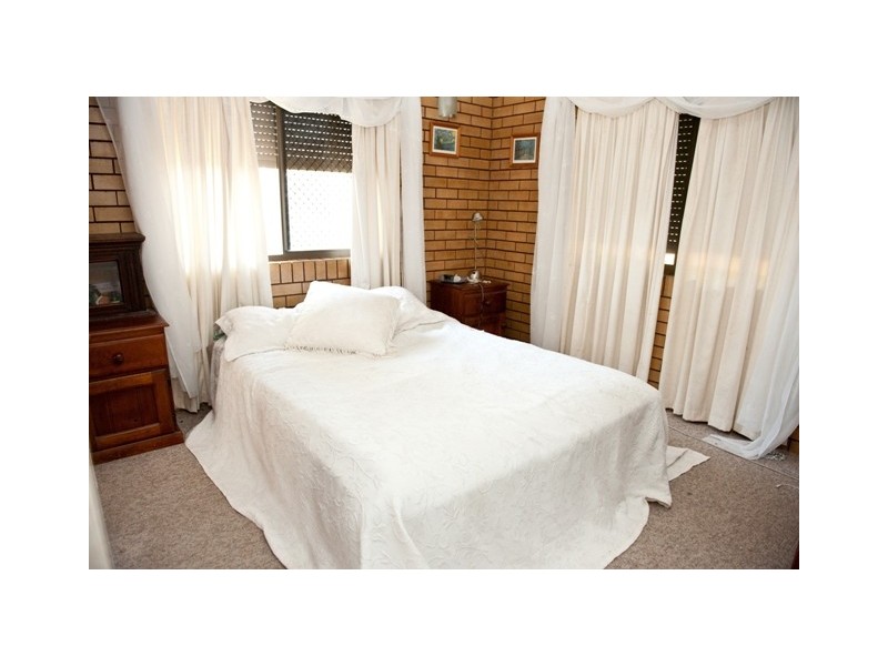 15 Hartog Street, Andergrove QLD 4740