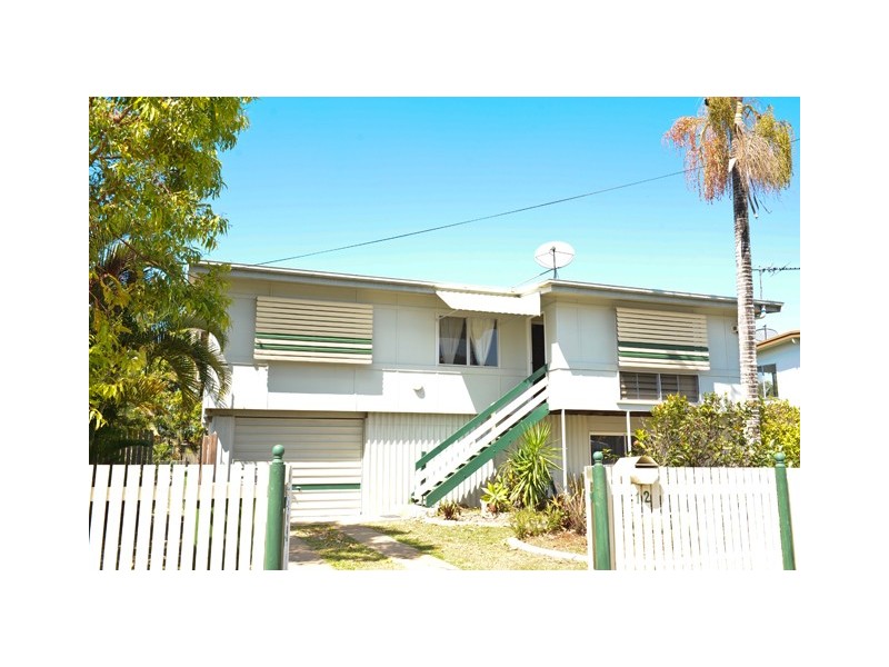 12 Harris Street, Beaconsfield QLD 4740