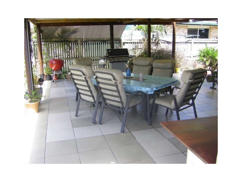 9 Riverleigh Drive, North Mackay QLD 4740