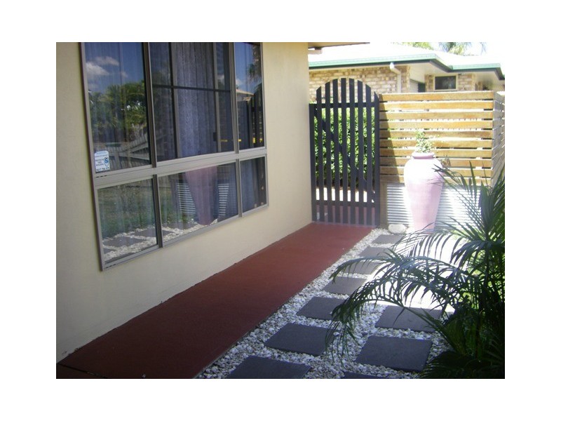 9 Riverleigh Drive, North Mackay QLD 4740