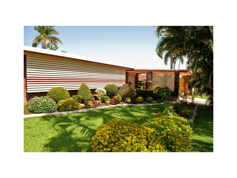 18 Shiral Drive, Beaconsfield QLD 4740
