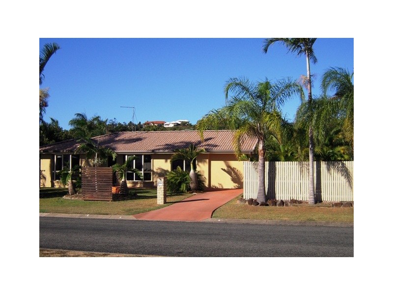 4 Botha Street, Blacks Beach QLD 4740