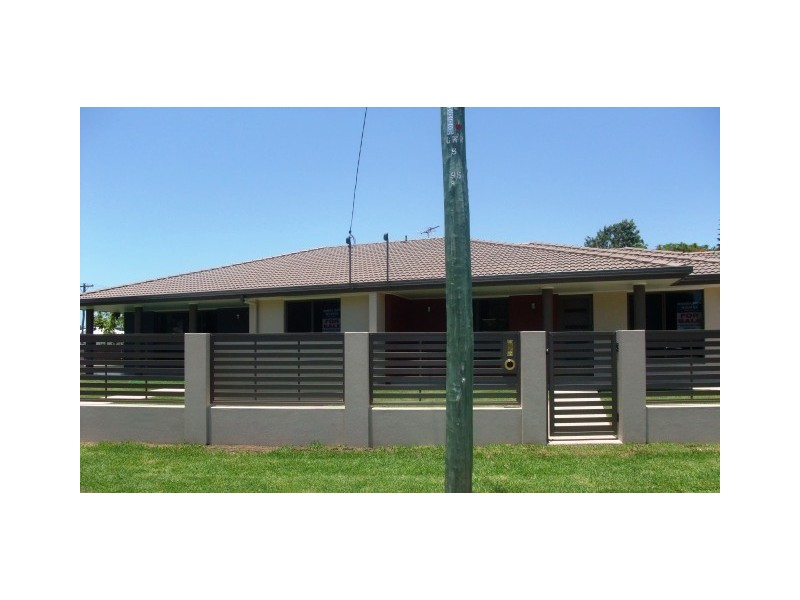 2/11 Arcturus Street, North Mackay QLD 4740
