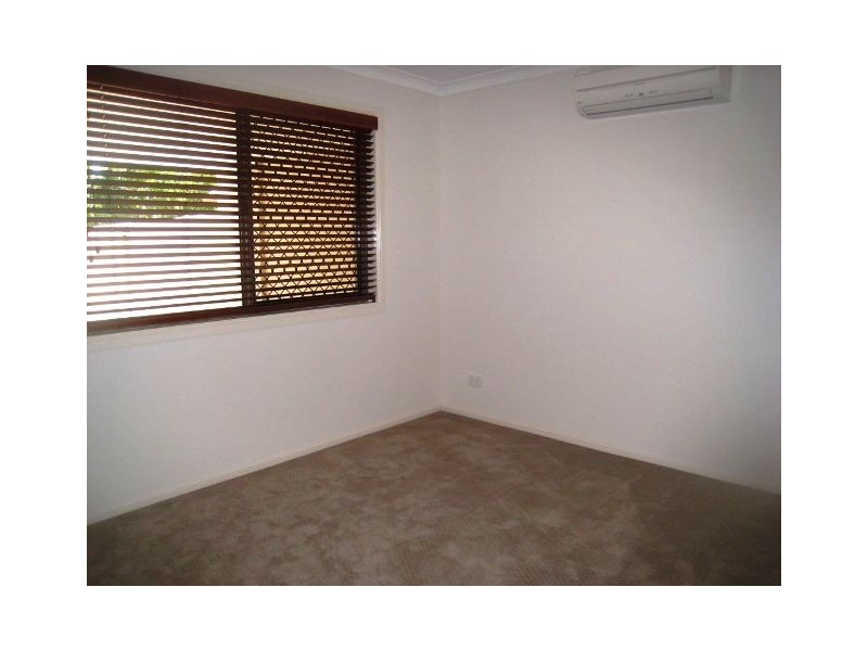 2/11 Arcturus Street, North Mackay QLD 4740