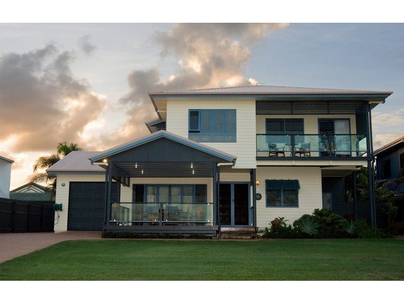 46 Pacific Esplanade, Slade Point QLD 4740