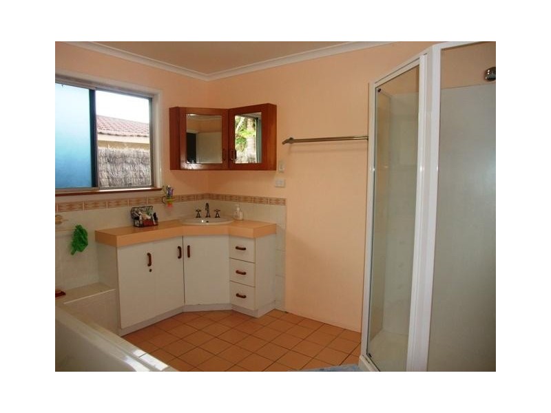 5 Danastas Avenue, Eimeo QLD 4740