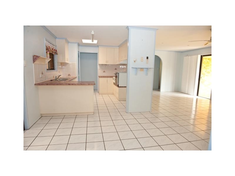 6 Shepherd Crescent, Mount Pleasant QLD 4740