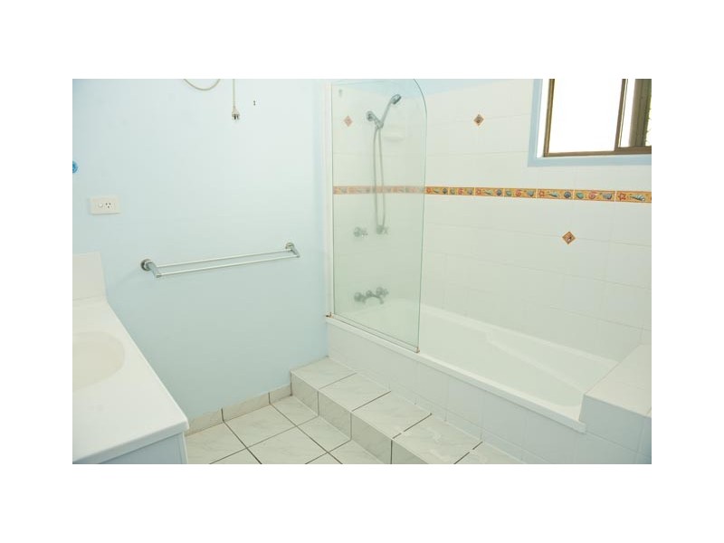 6 Shepherd Crescent, Mount Pleasant QLD 4740