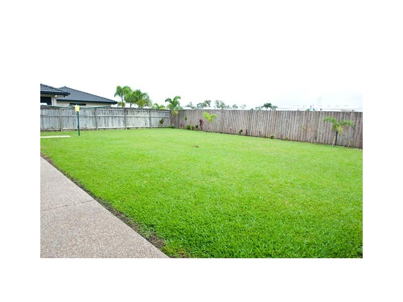 81 Victor Avenue, Glenella QLD 4740