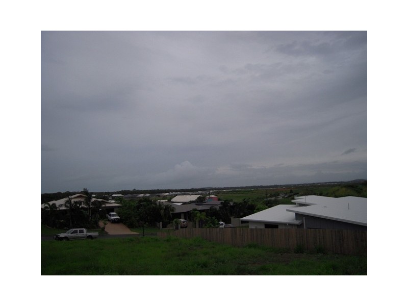 1 Coral Cove Court, Blacks Beach QLD 4740